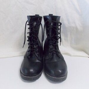 Size 41 Black Combat Boots Preowned Good Condition US Women's 10-10.5